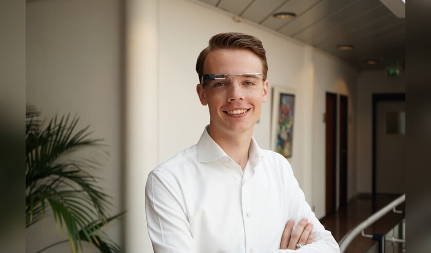 <p>Lars Heemskerk, 'de derde generatie' bedacht een inventieve manier van orderpicken.</p>