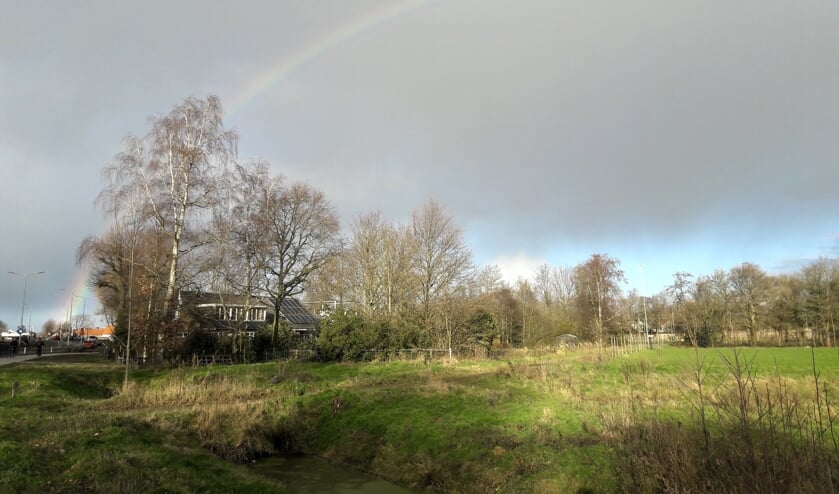 <p>De boerderij aan de Leidsevaart is begin 2020 verkocht. | Foto: archief</p>