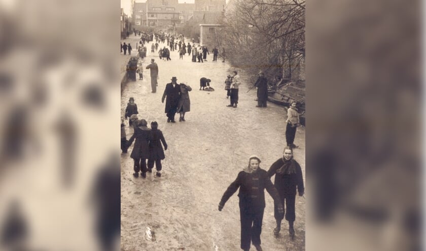 <p><em>IJspret in de jaren ‘50. | Foto: archief SVvOH</em></p>