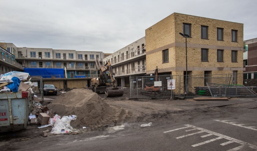 <p>Het appartementencomplex De Oeverpolder wordt dit jaar opgeleverd. | Foto: Adrie van Duijvenvoorde</p>