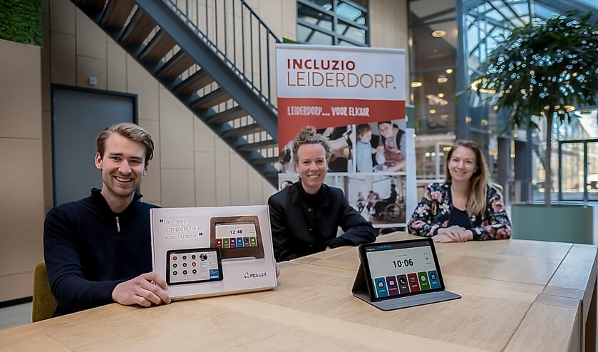<p class="fotobijschrift" pstyle="fotobijschrift">Niels Pouw, Lois Kreber en Pauline Siereveld van Incluzio Leiderdorp vinden de Compaan een echte aanwinst. </p>