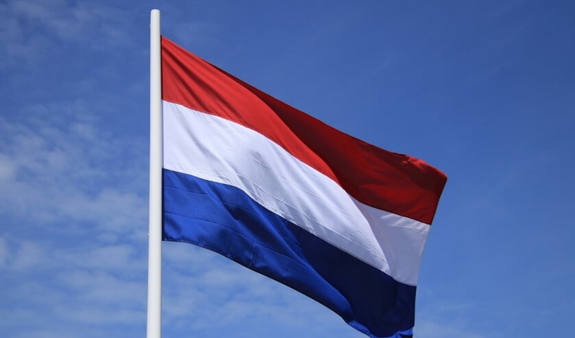 Op Koningsdag vlaggen is altijd goed! Bij deze vlag ontbreekt de wimpel, die mag er dan ook bij.