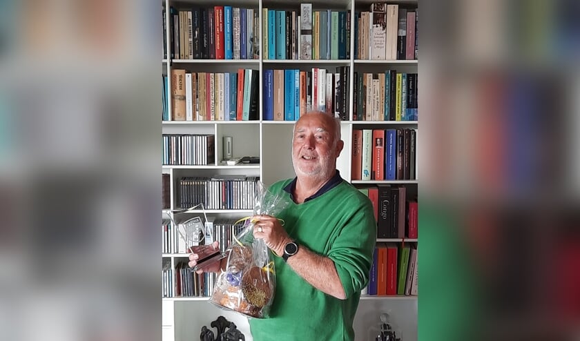 <p>Aad van der Niet is 60 jaar lid van vv Noordwijk.</p>