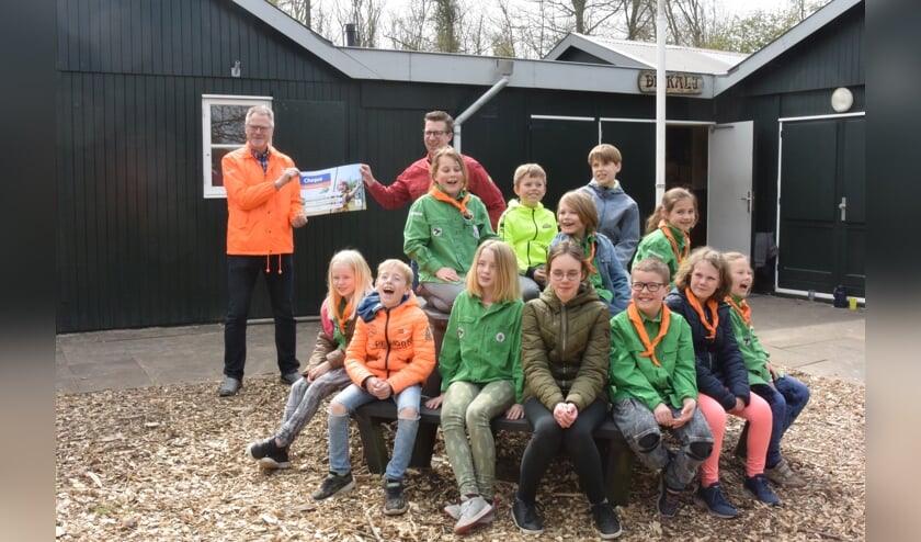 <p>De Lisser Kaninefaten zijn blij met de bijdrage van de Rabobank. Daarmee gaan ze duurzaam verbouwen.</p>