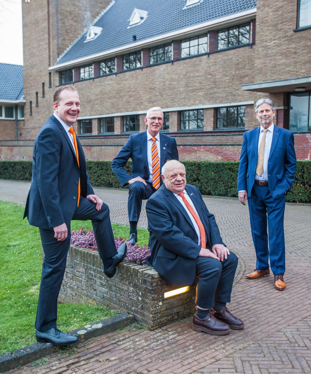 <p><br></p><p>De voorzitters Robert Jan Heemskerk, Cees Maagdelijn, Harry Minnee, en Jan de Winter (v.l.n.r). <br>| Foto: Adrie van Duijvenvoorde</p>
